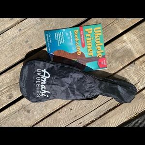 Amahi ukulele with learning book